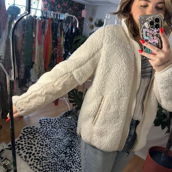 Abercrombie & Fitch Full Zip Sherpa Jacket White Size Medium - Picture 8 of 8